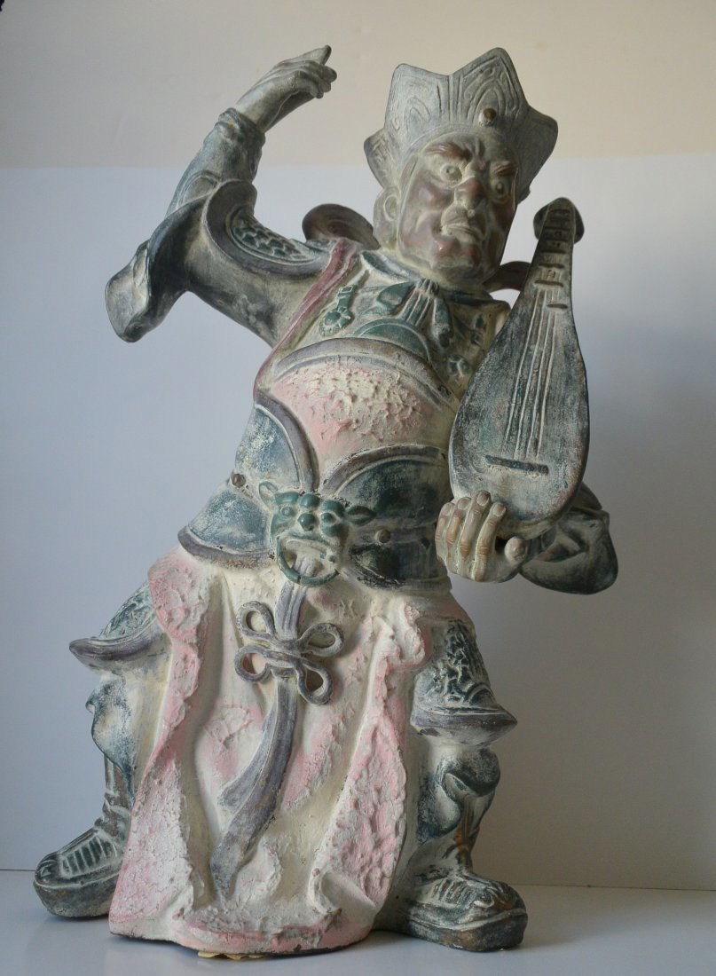 The hand of the Pipa the east holds the king of heaven (1 of 16)