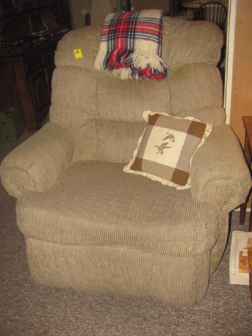 Recliner: This is a nice clean recliner, in a clean home.