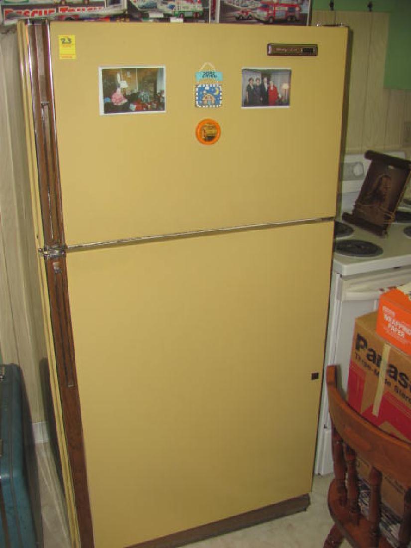 HotPoint Refrigerator (1 of 2)