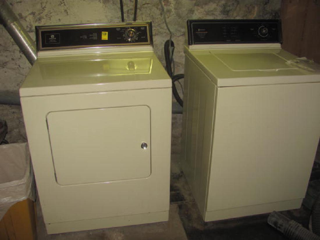 Maytag Washer & Dryer (1 of 3)