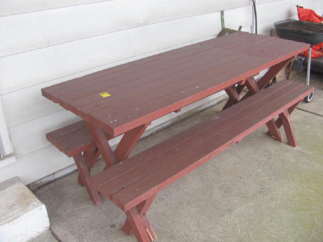 Picnic Table & wooden glider (1 of 2)