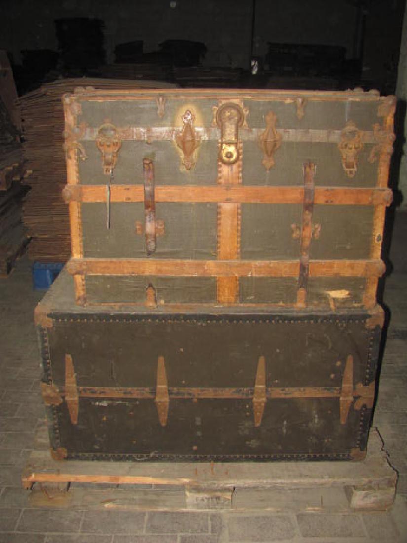2 Flat Top Trunks (1 of 2)