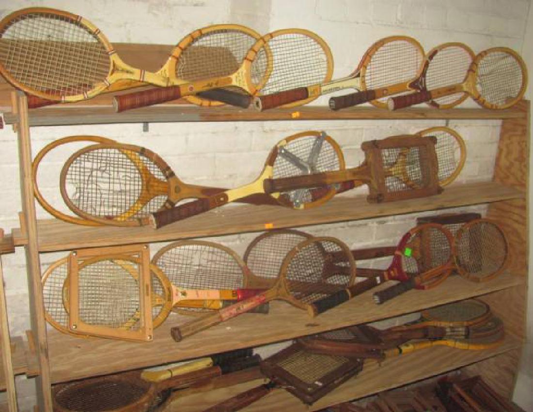 Tennis Raquets: Getting all rackets and stretchers pictured