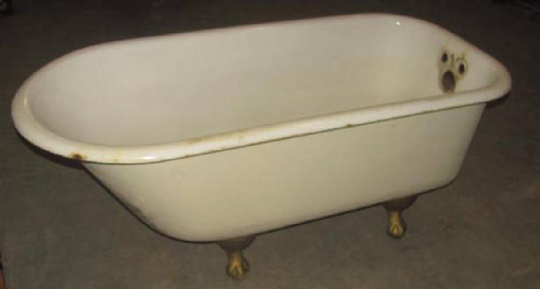 Claw Foot Bathtub: Out of local estate