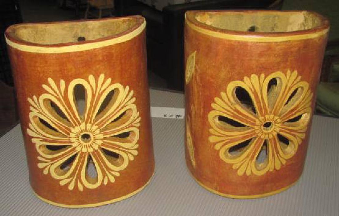 2 Wall Plaques (1 of 2)