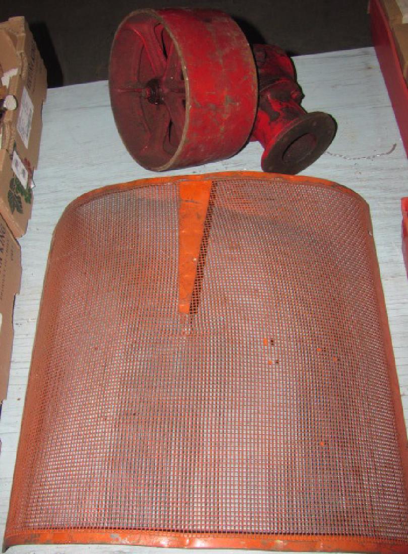 IH Belt Pulley Assembly & Grill (1 of 3)