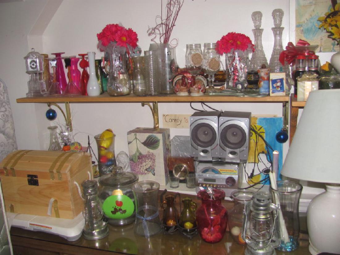 Partial Room Contents (1 of 6)