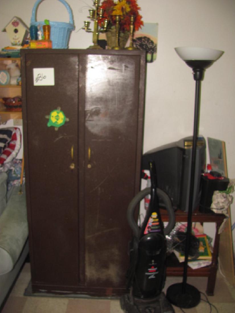 Partial Room Contents (1 of 8)