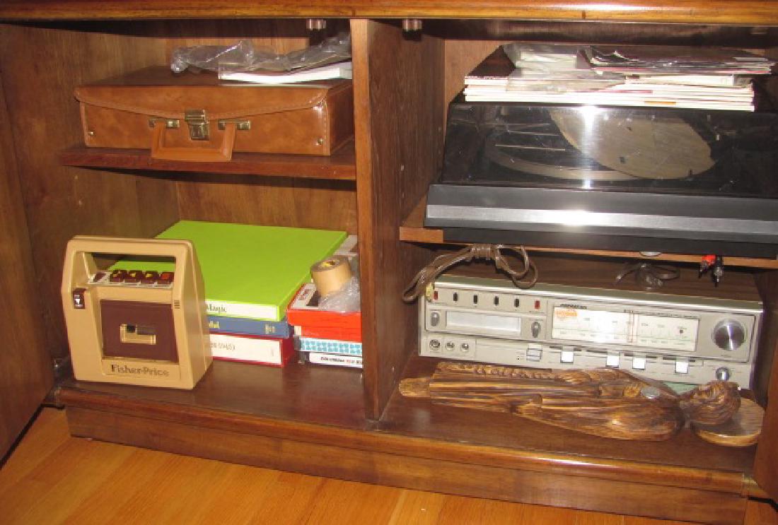 Contents of Server (1 of 5)