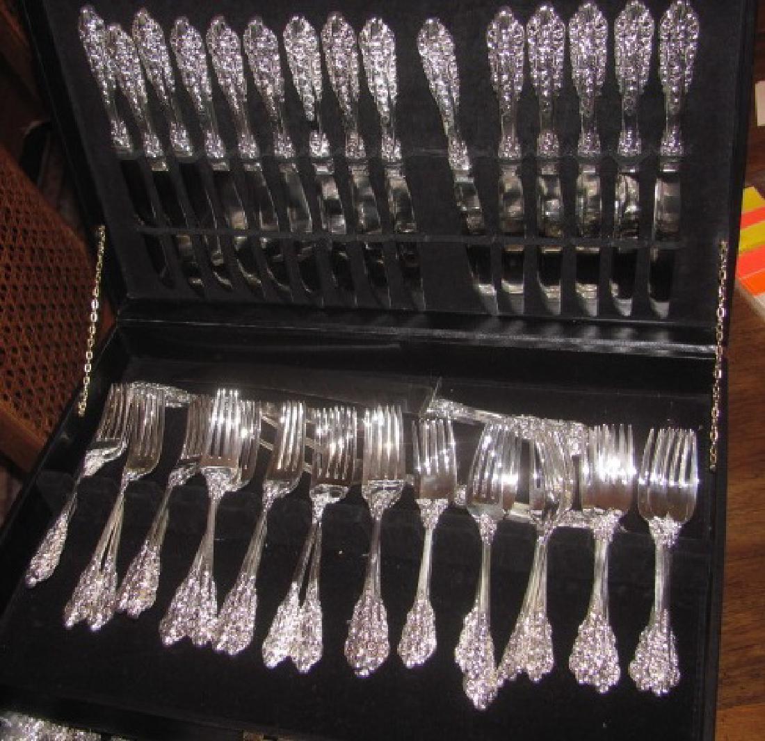 Roger Silverplate Flatware Set (1 of 4)