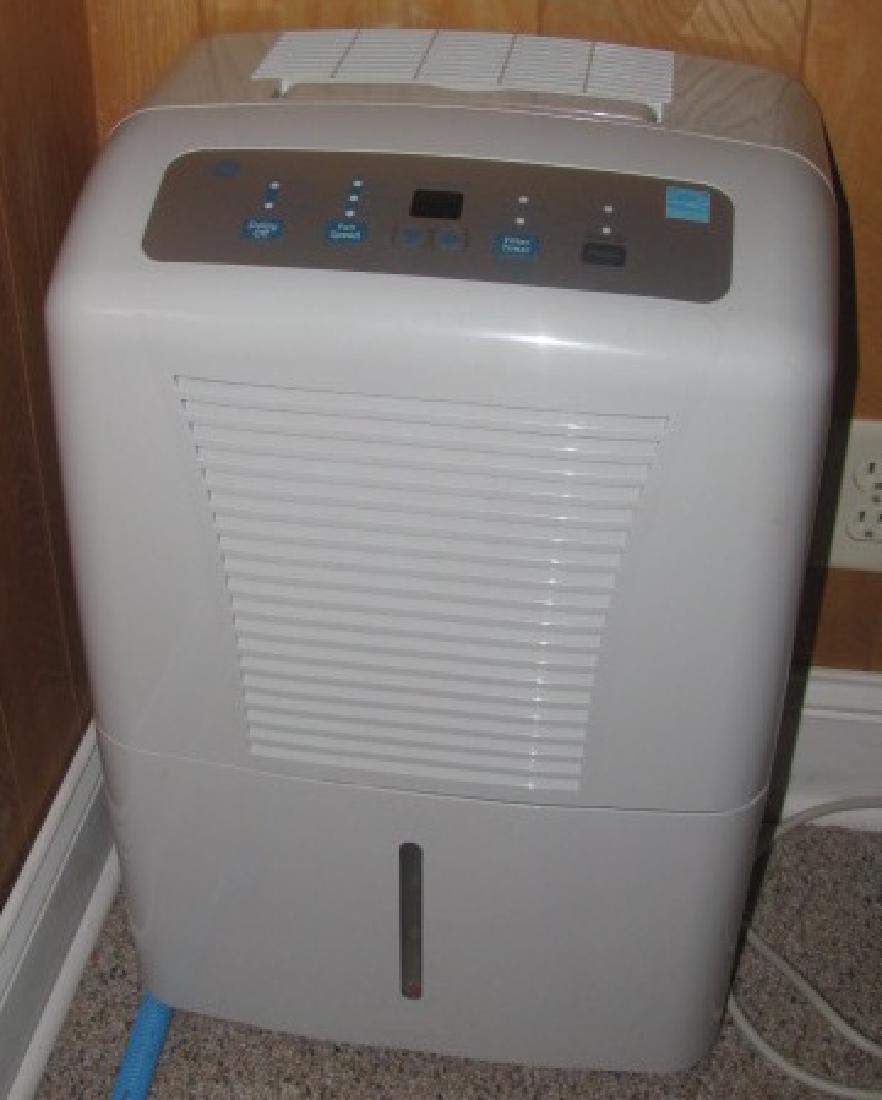 GE Dehumidifier (1 of 2)