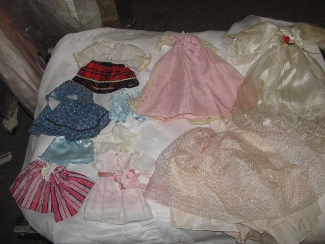 LOT OF DOLL CLOTHES (1 of 6)