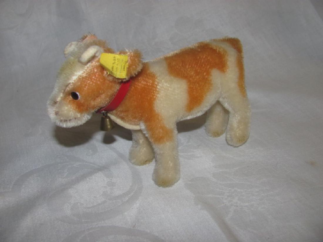 Steiff Cow / Bull (1 of 3)