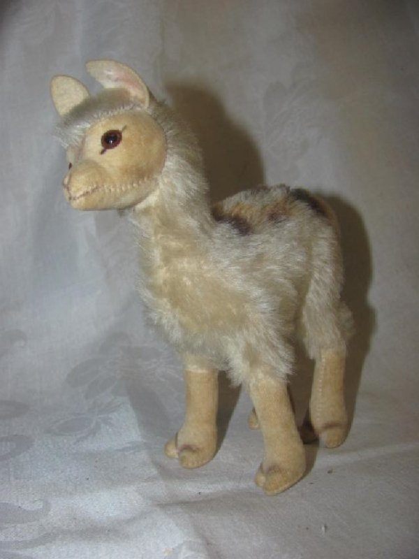 Steiff 6" Llama / Alpaca (1 of 2)