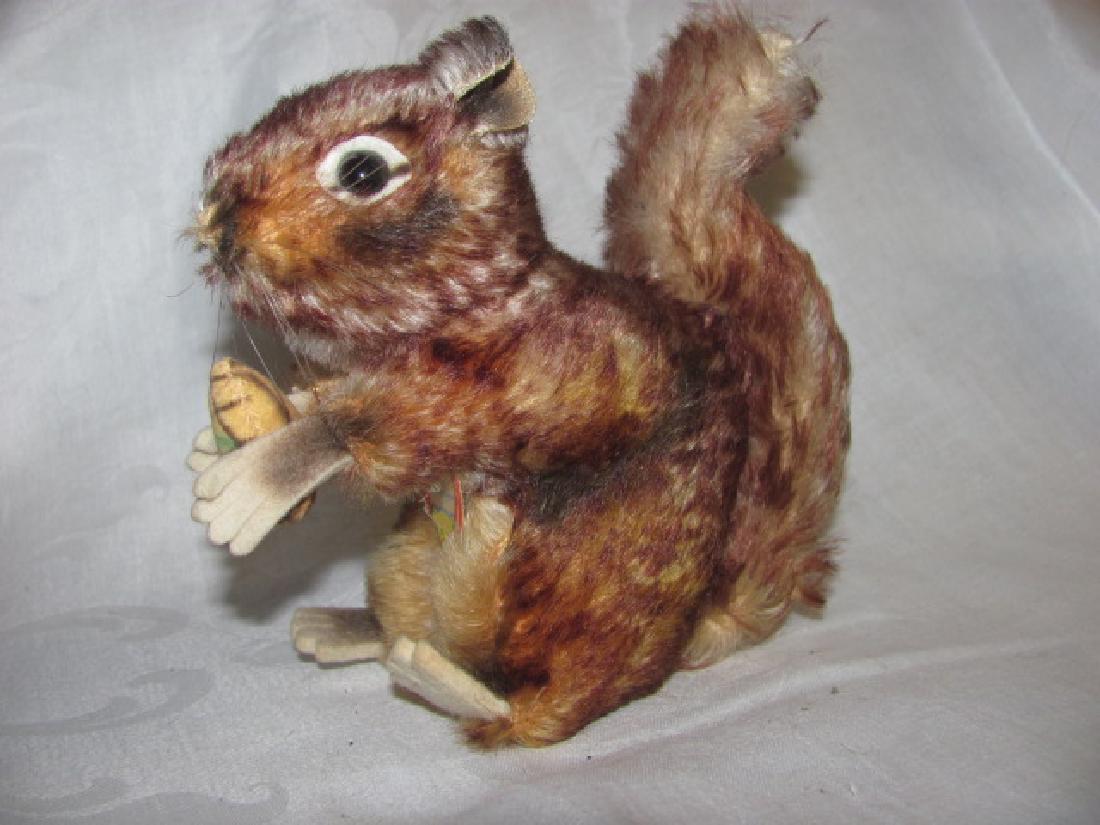 Steiff 5" Perri Squirrel (1 of 4)