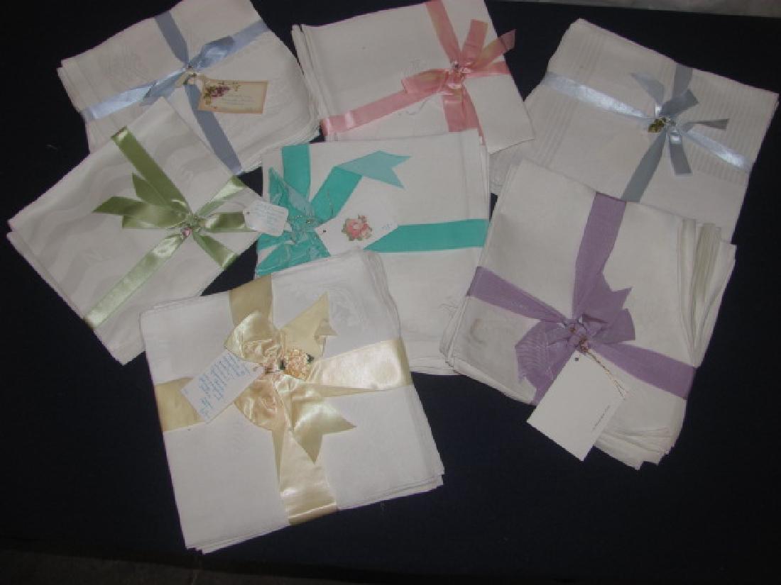 Damask Linen Napkin Lot: Includes approx. 37 pieces