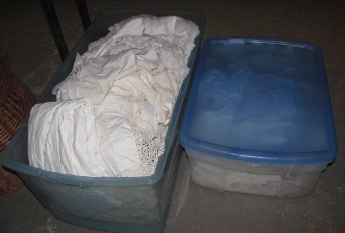 48 Pounds of Linens (1 of 3)