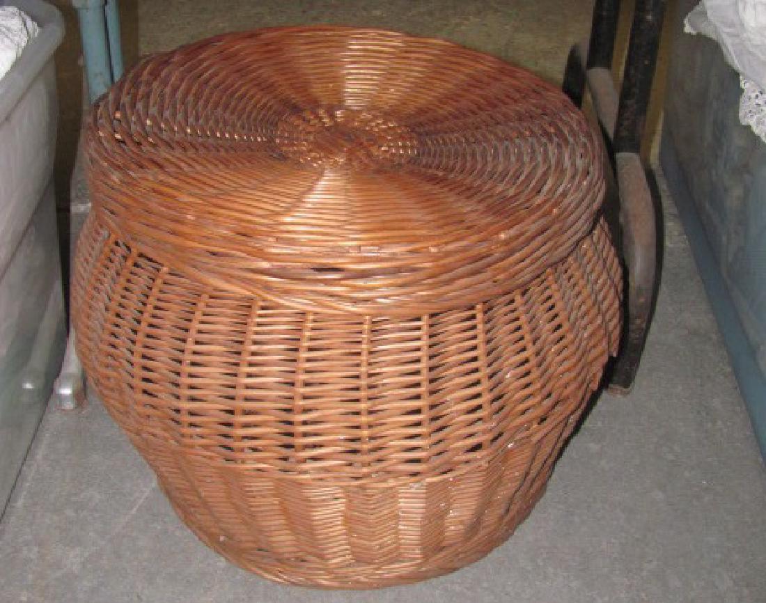 Wicker Basket (1 of 1)