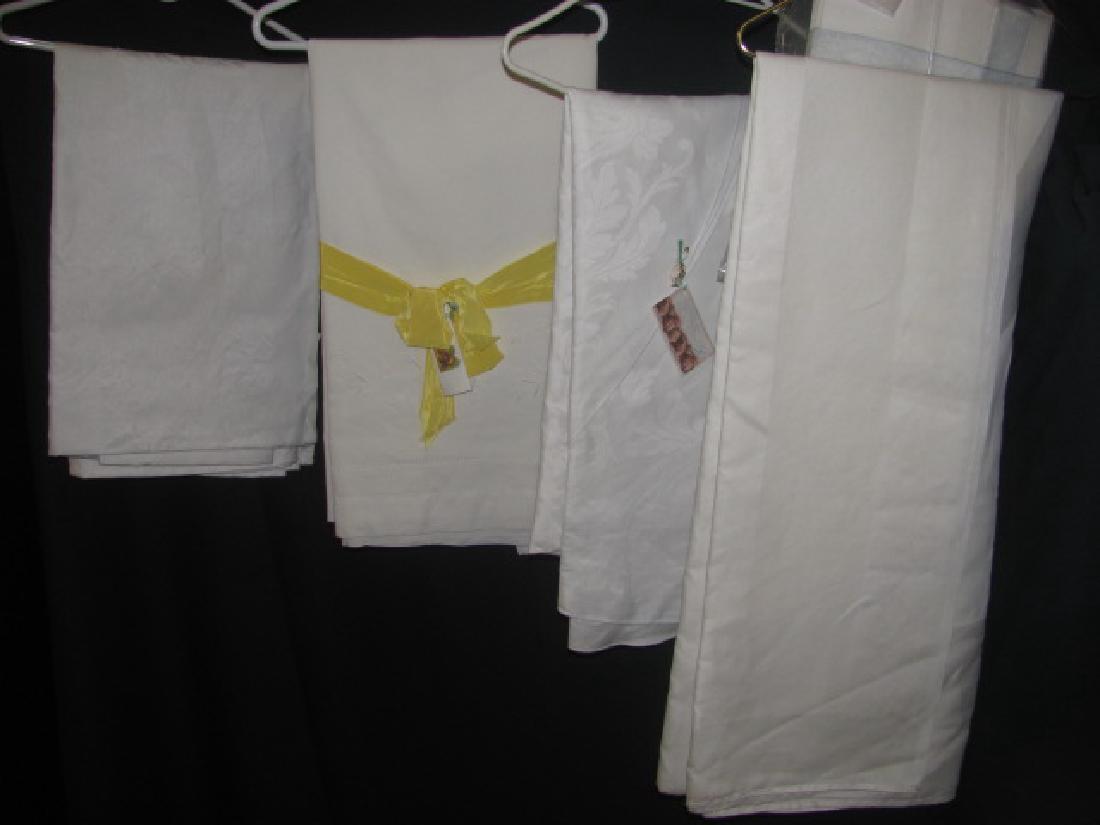 Damask Table Cloths (1 of 4)