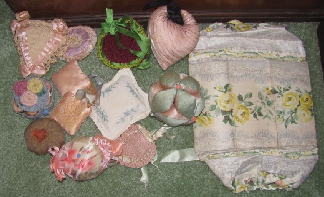 Sewing Pin Cushion Bag Lot: Getting all Pictured