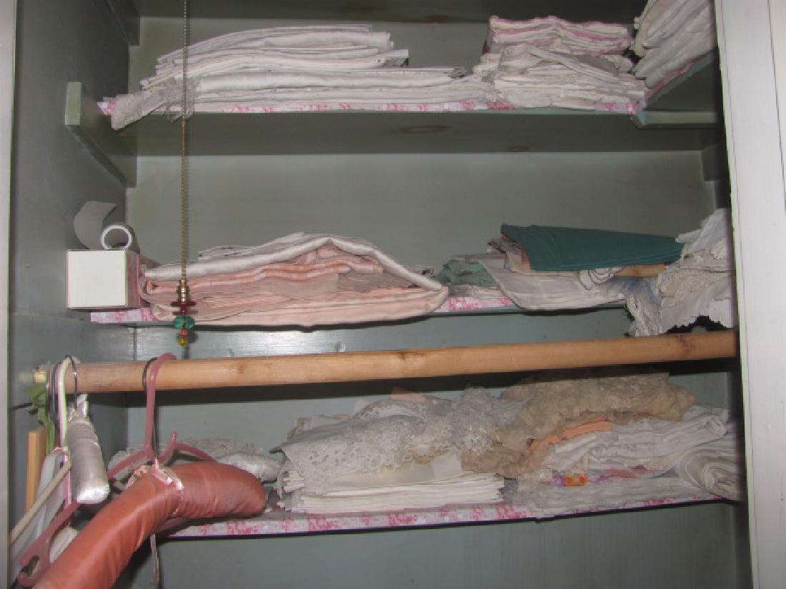 Linen Closet (1 of 8)
