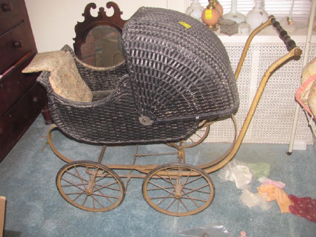 Wicker Stroller: Top needs to be reattached
