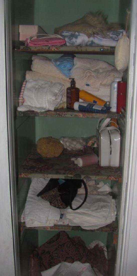 2nd Floor Hallway Linen Closet (1 of 6)