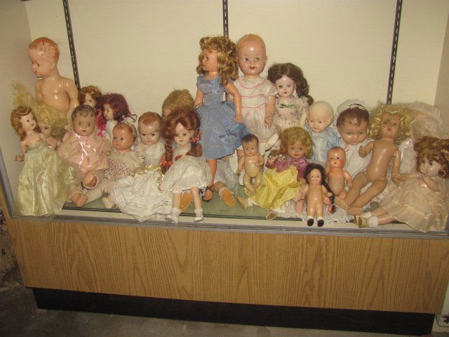 Misc. Antique / Vintage Doll Lot (1 of 6)
