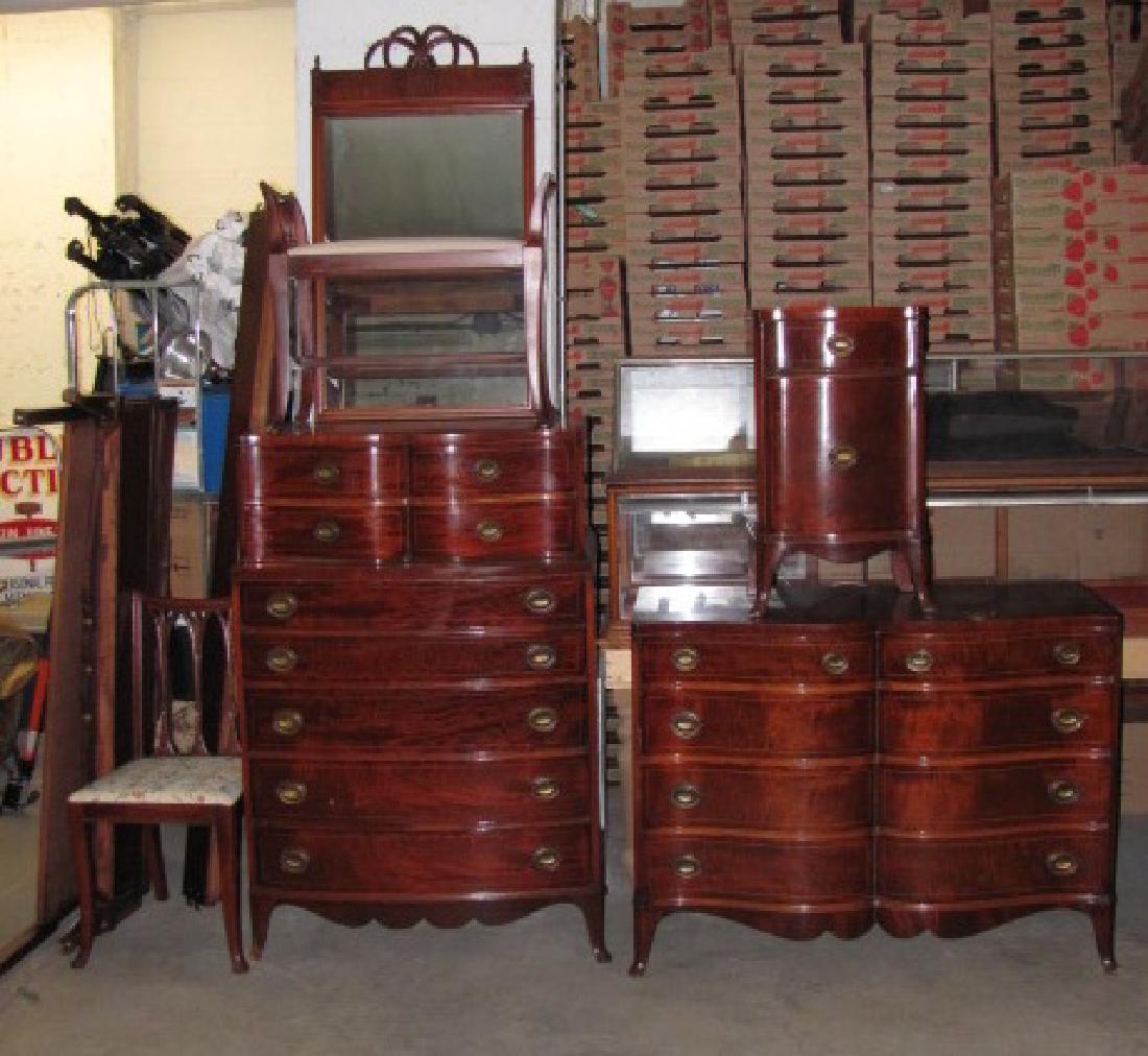 Mahogany Bedroom Set (1 of 6)