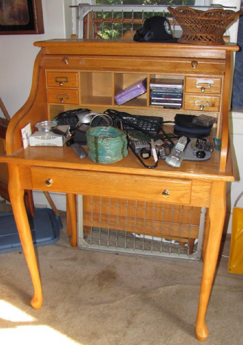 Rolltop Desk & Contents (1 of 3)
