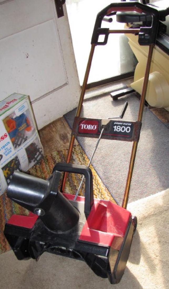 Toro 1800 Snowblower & Snow Shovel (1 of 3)