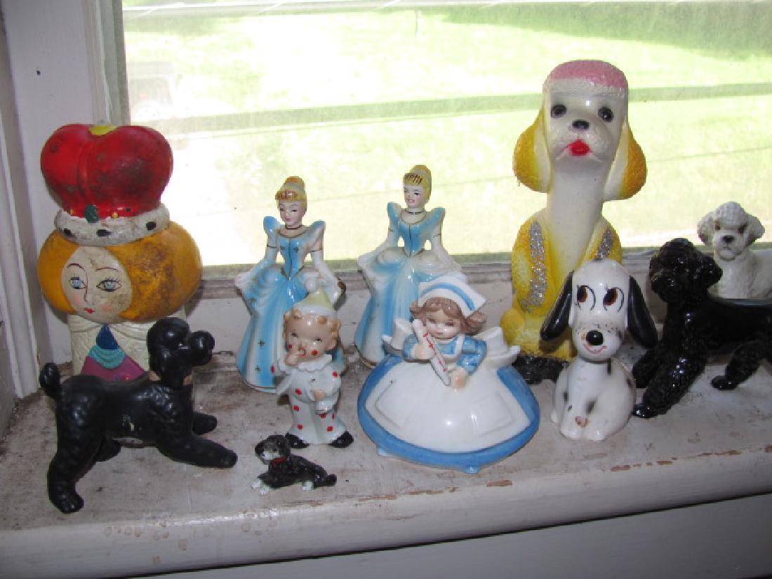 Walls Lefton & Misc Knick Knacks (1 of 2)