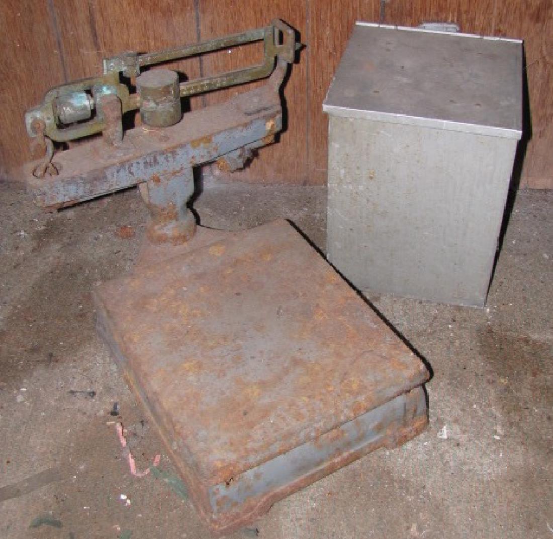 Fairbanks Scale & Milk Box (1 of 1)