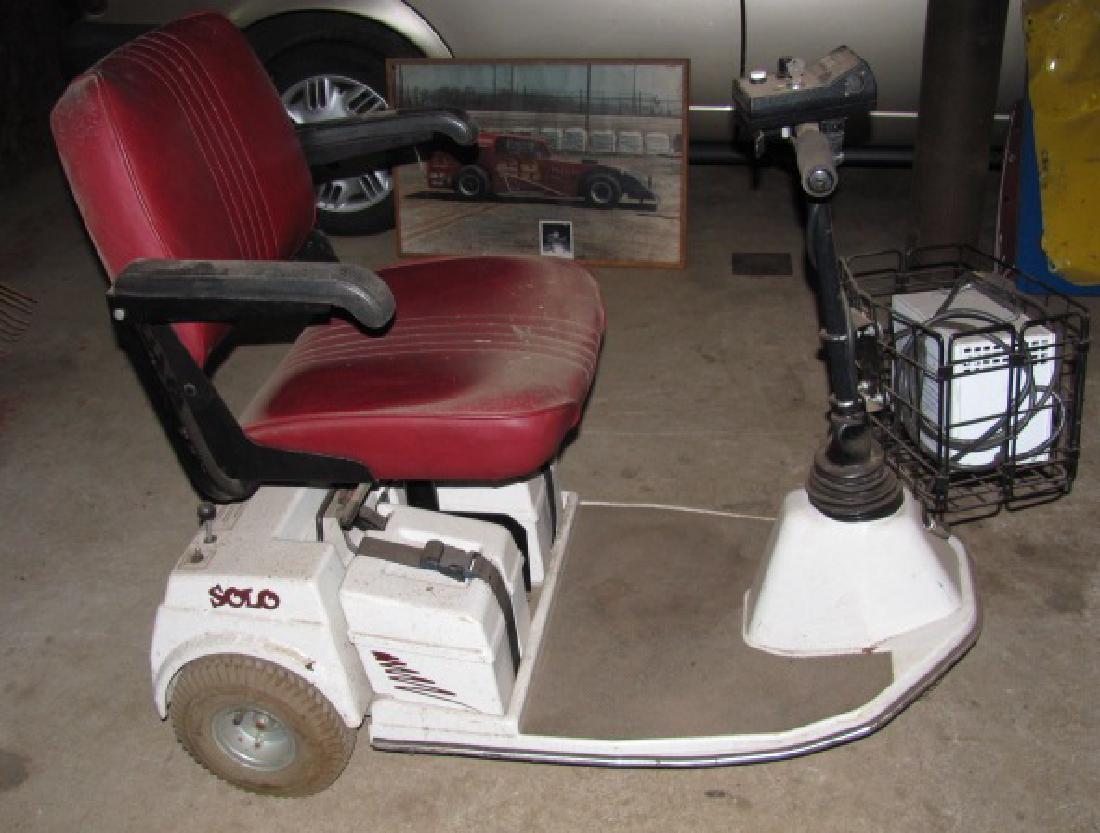 Solo 3 Wheel Cart / Scooter (1 of 4)