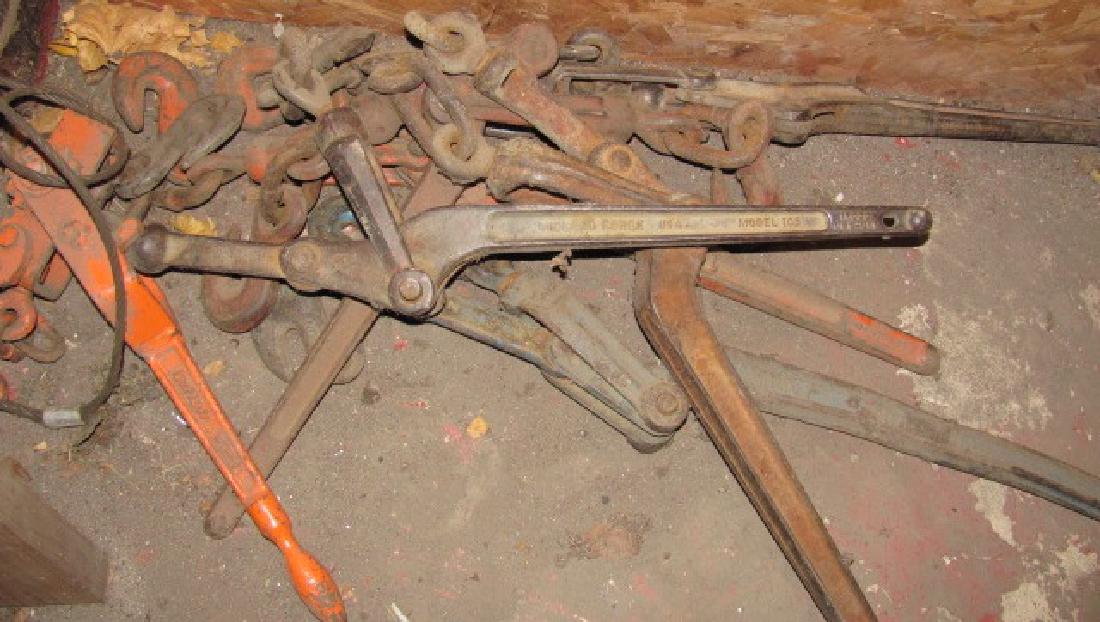 Chain Binders (1 of 1)