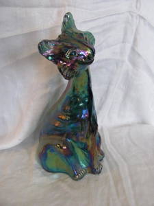 11" Fenton Glass Alley Cat