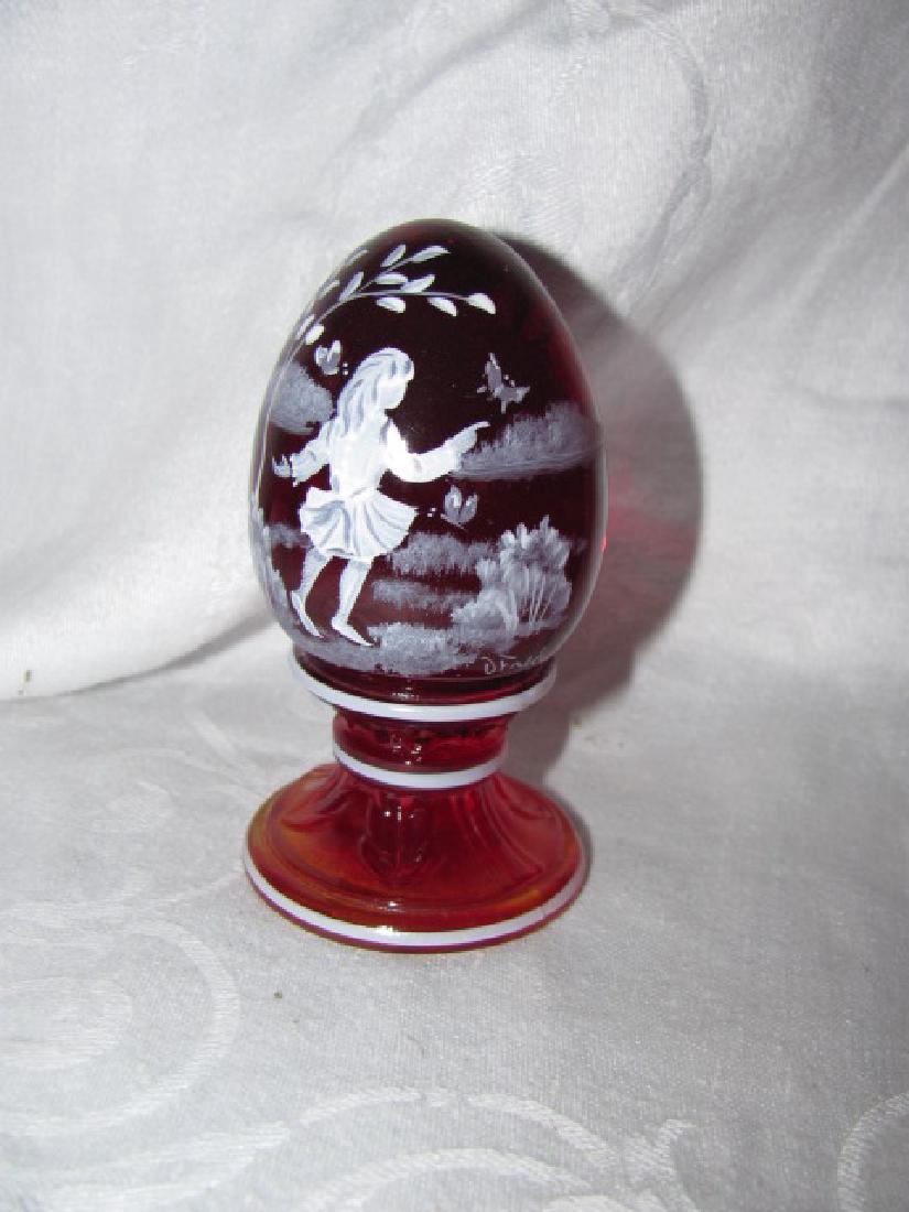 Fenton Glass D Frederick Signed Egg (1 of 2)
