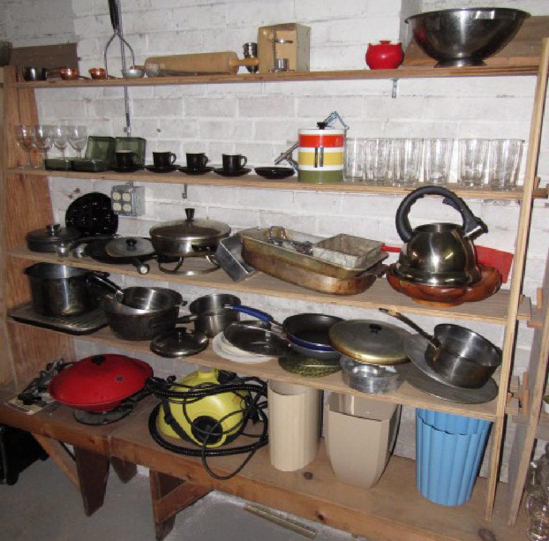 Pots Pans Cups Saucers Kitchenware Lot (1 of 6)