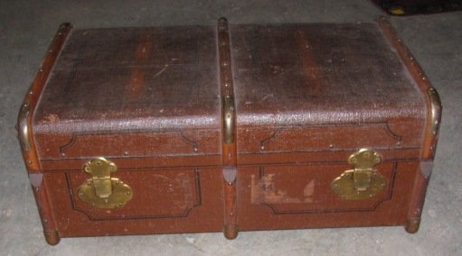 Trunk with Insert: Approx. 19 1/2" x 32" x 13" tall