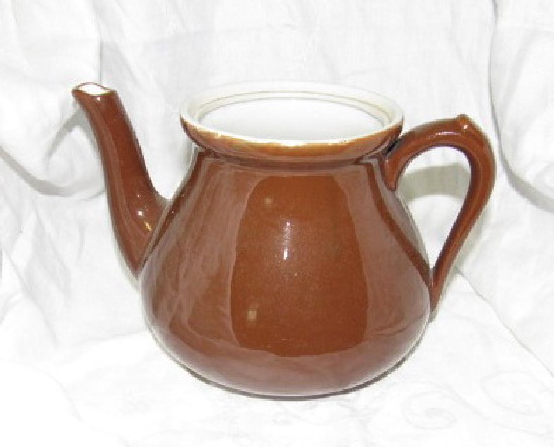 Brown Hall Teapot (1 of 3)