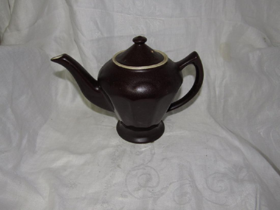 Brown Hall Teapot (1 of 2)