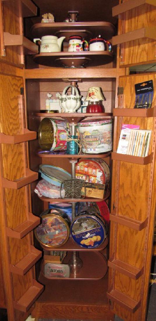 Cabinet Contents Tins Pottery Trivet (1 of 6)