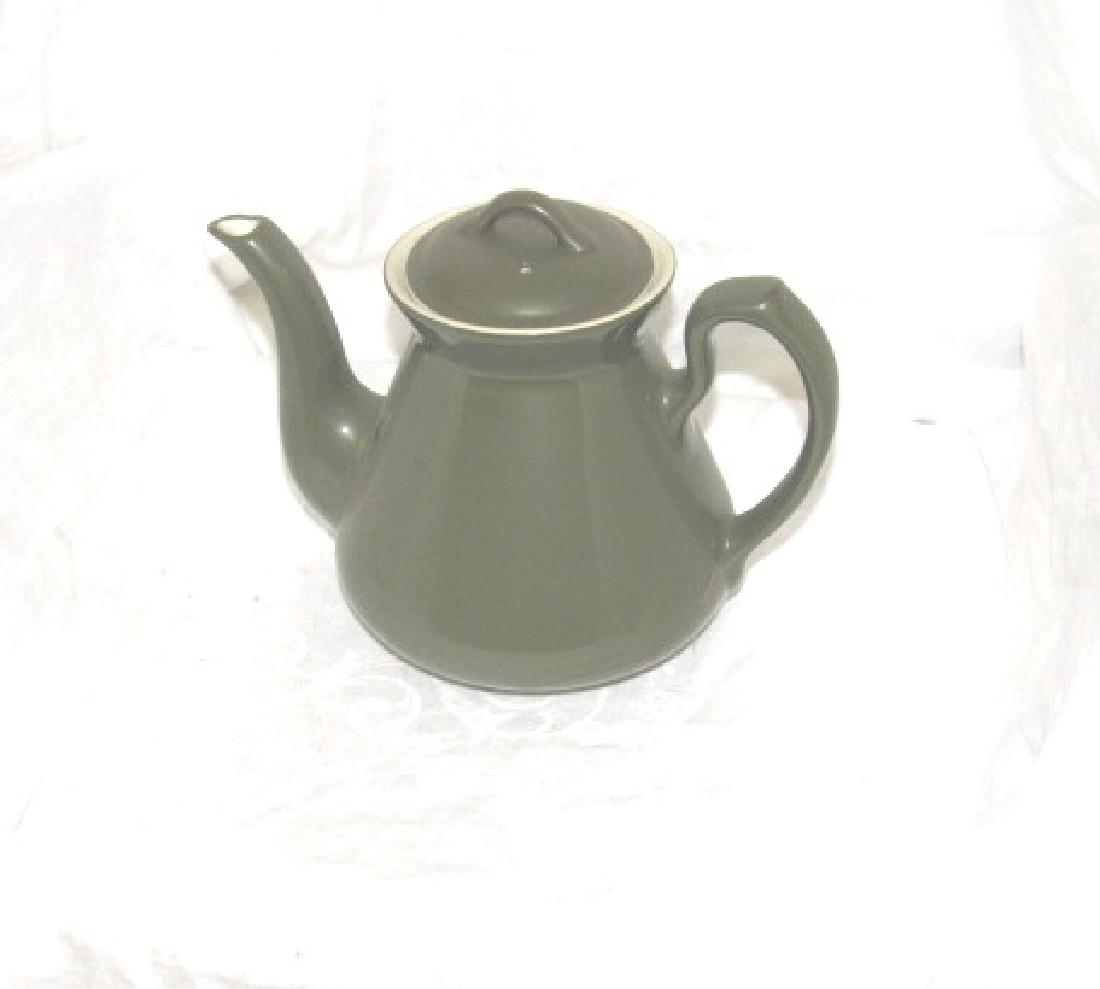Green Hall Teapot (1 of 3)