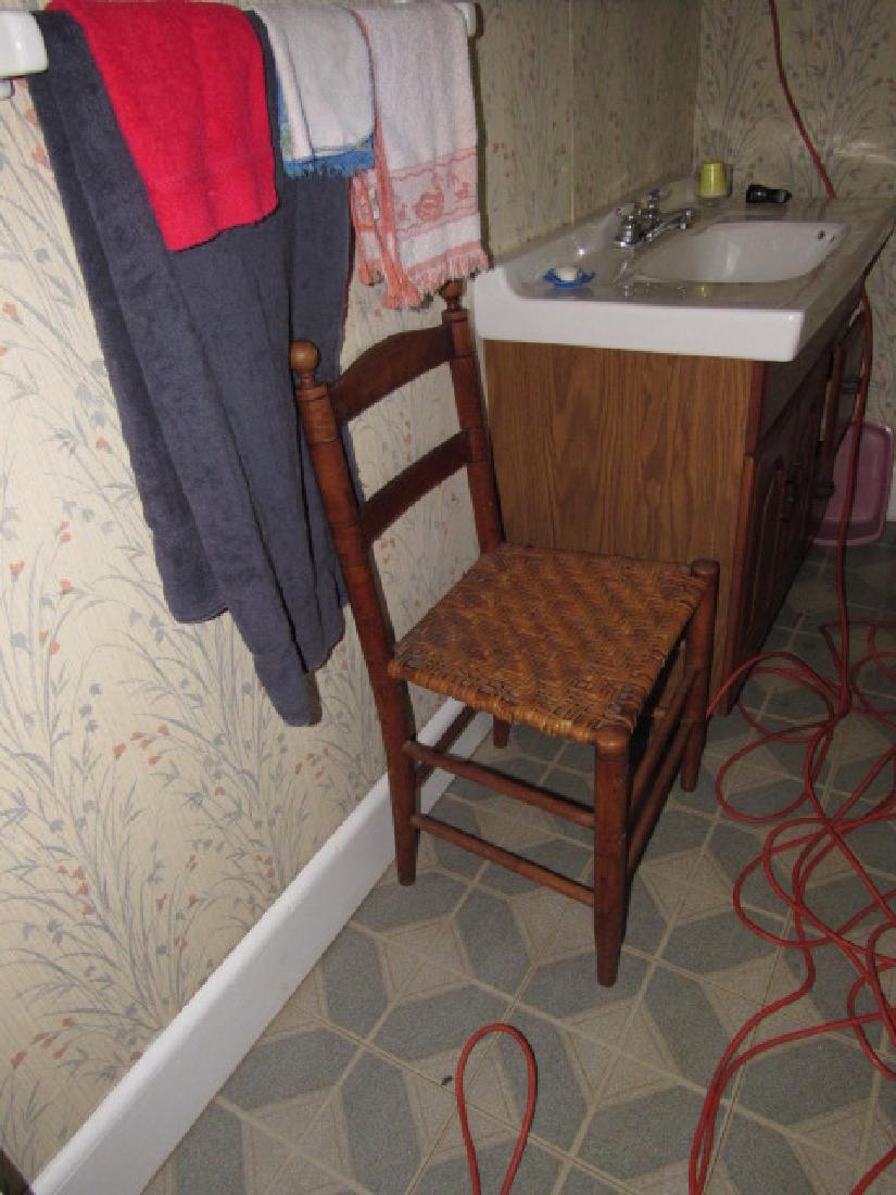 Contents of Bathroom (1 of 9)