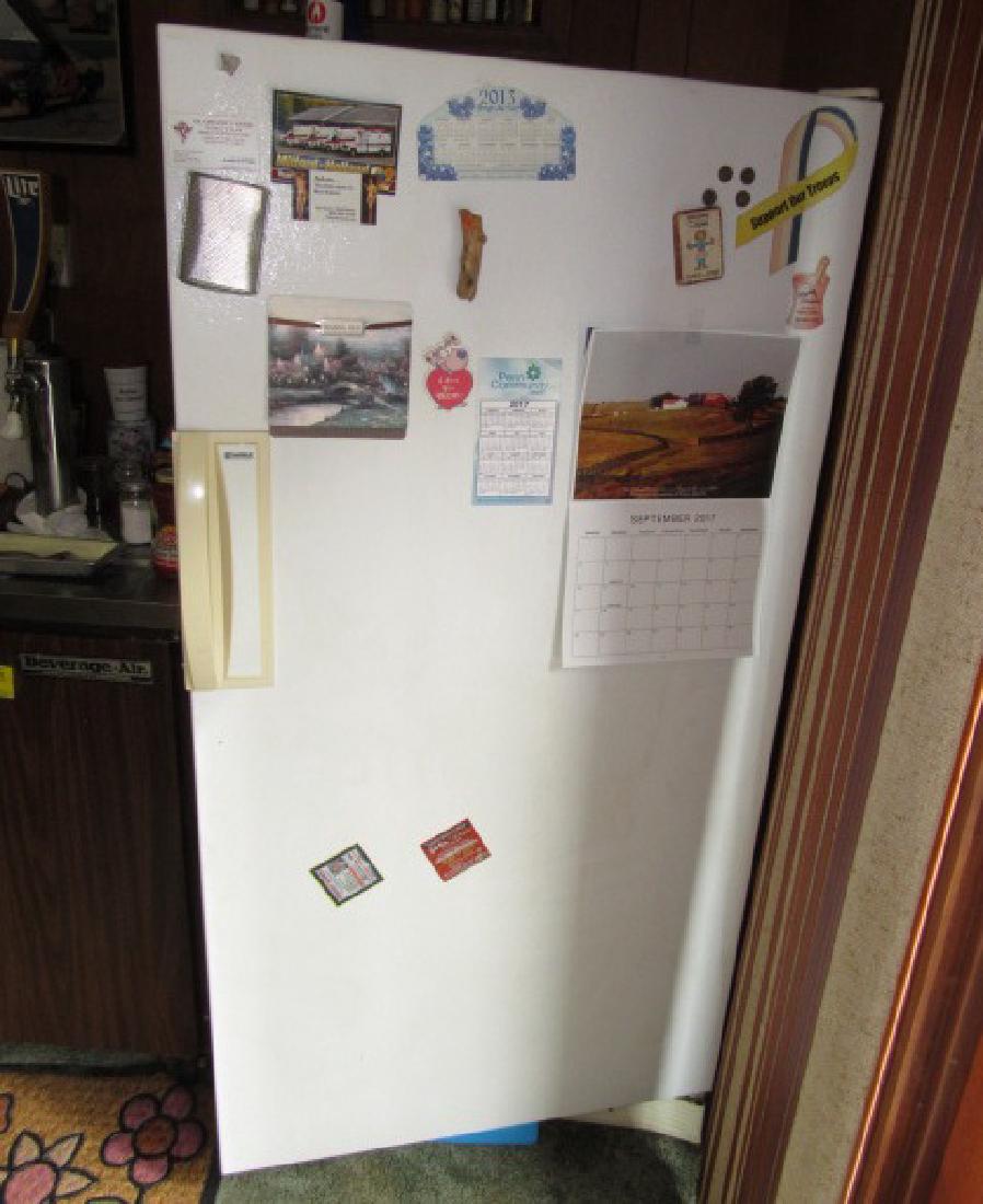 1998 Kenmore Freezer (1 of 4)