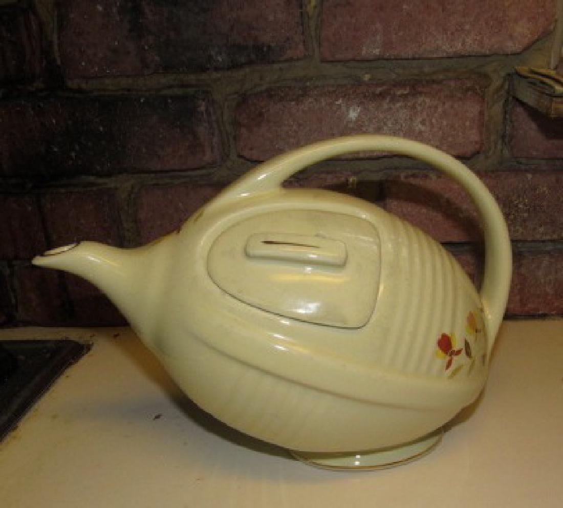1995 Limited Edition Hall Football Teapot (1 of 2)