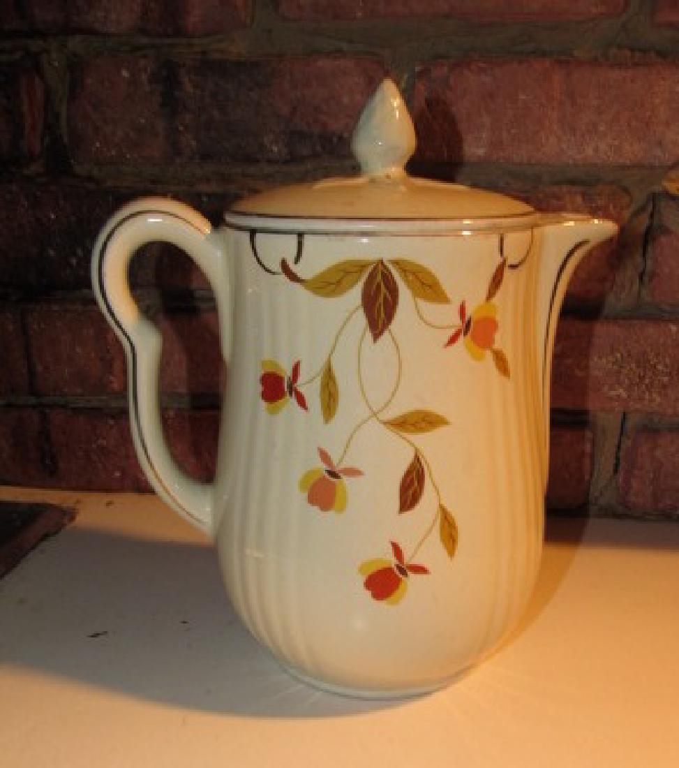 HaLL's Superior Autumn Leaf Teapot (1 of 2)