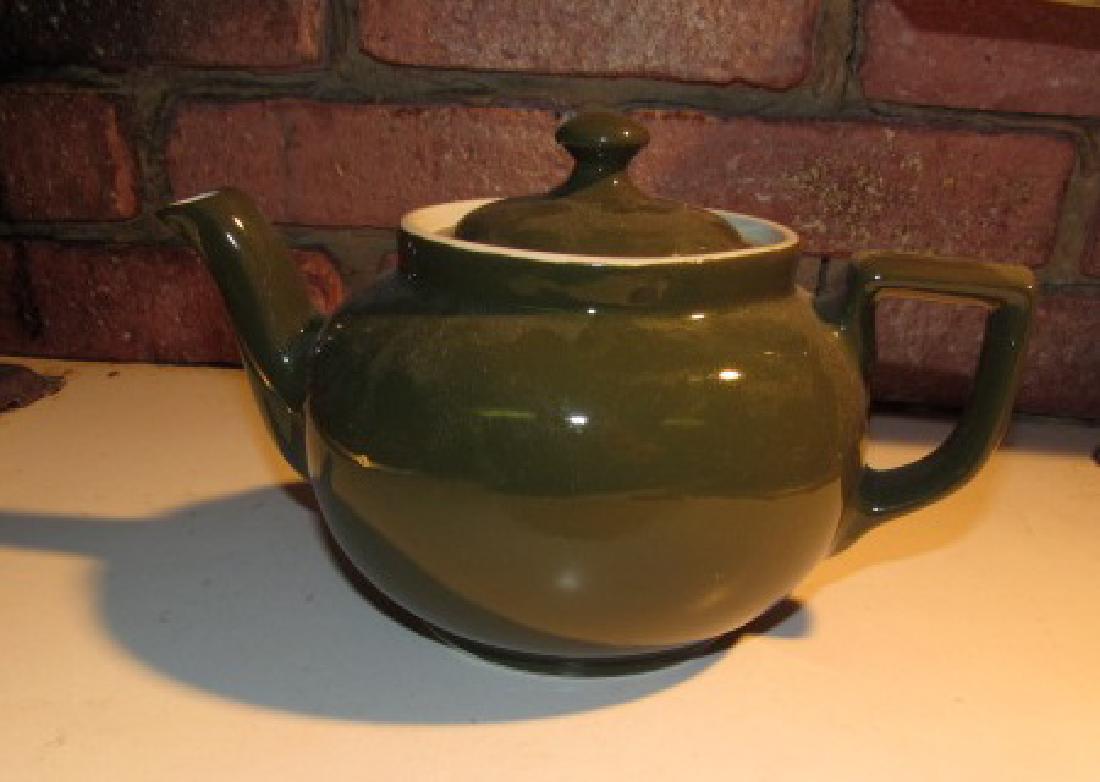 Hall Green Stock Teapot (1 of 2)
