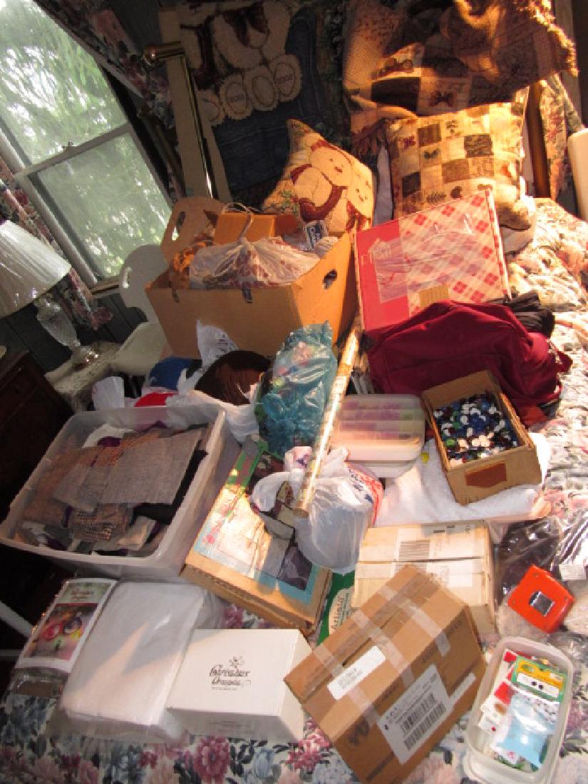 Craft Supply Lot Yarn Buttons & Misc (1 of 7)