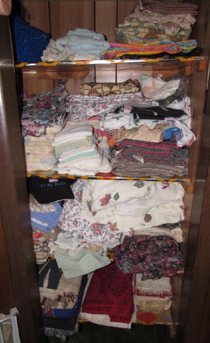 Towels Sheets Curtains Rugs (1 of 5)